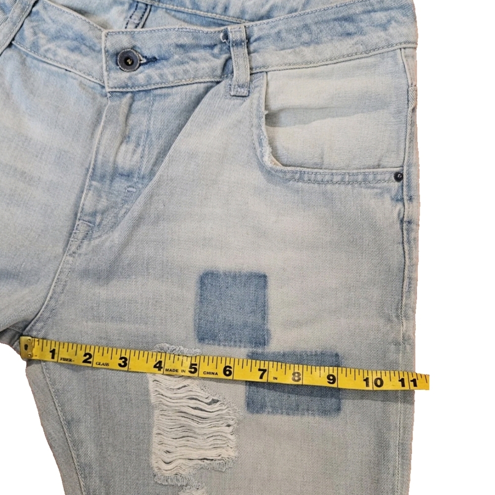 Zara Distressed Jeans for women-Size 6 - Picture 14 of 17